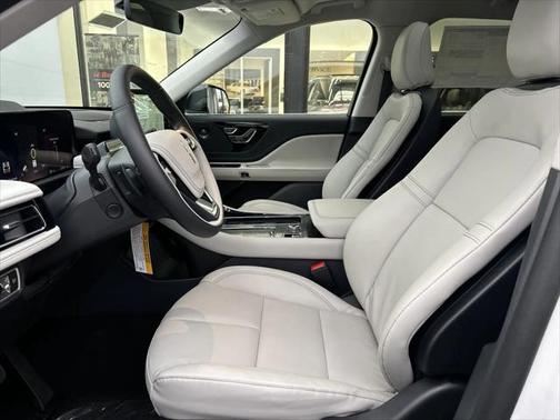 2025 Lincoln Aviator Premiere