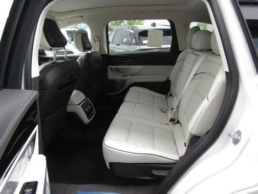 2024 Lincoln Nautilus Black Label