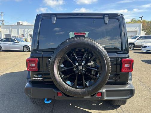 2023 Jeep Wrangler 4xe Sahara