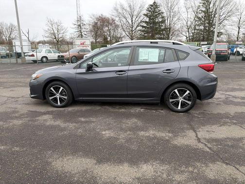 2023 Subaru Impreza Premium