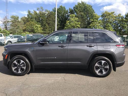 2023 Jeep Grand Cherokee 4xe Base
