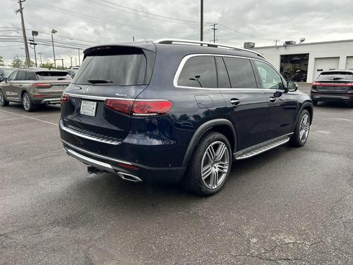 2022 Mercedes-Benz GLS 450 4MATIC