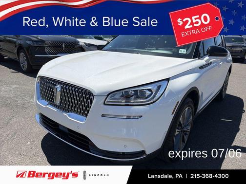 PRISTINE WHITE MET 3C 2022 Lincoln Corsair Reserve