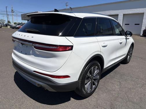 PRISTINE WHITE MET 3C 2022 Lincoln Corsair Reserve