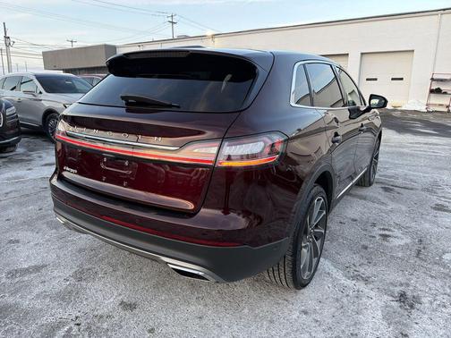 2023 Lincoln Nautilus Reserve