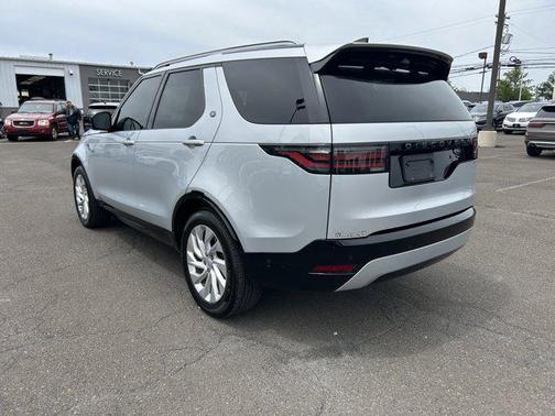 2022 Land Rover Discovery P360 S R-Dynamic