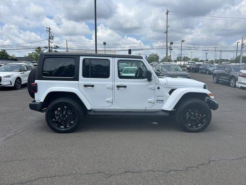 2022 Jeep Wrangler Unlimited 4xe Sahara