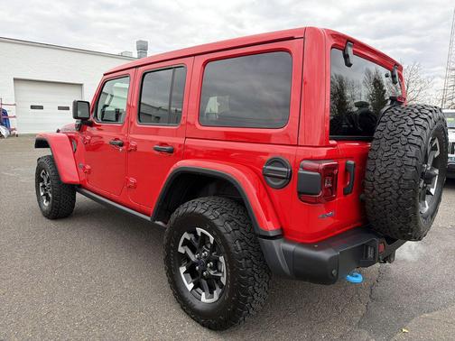2024 Jeep Wrangler 4xe Rubicon X