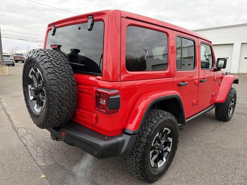 2024 Jeep Wrangler 4xe Rubicon X