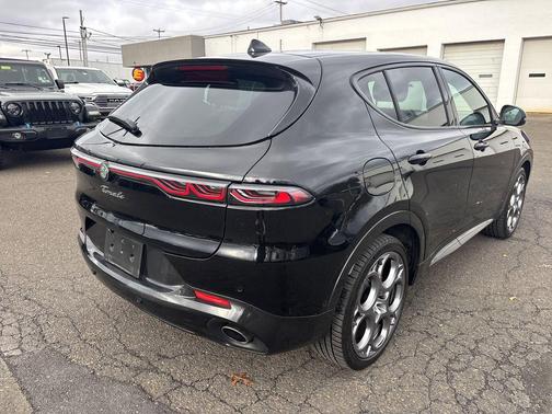 2024 Alfa Romeo Tonale Veloce EAWD