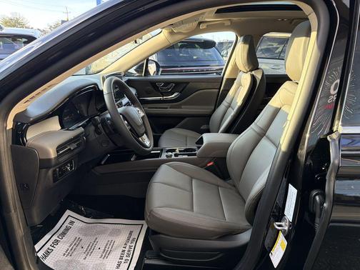 2026 Lincoln Corsair Premiere