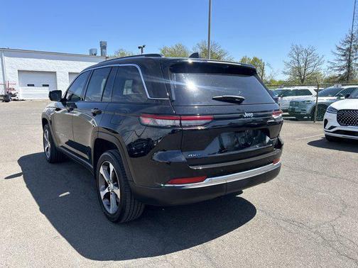 2023 Jeep Grand Cherokee 4xe Base