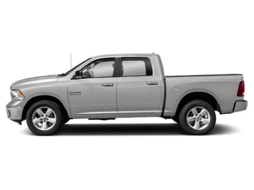 Bright Silver Metallic Clearcoat 2018 RAM 1500 Big Horn