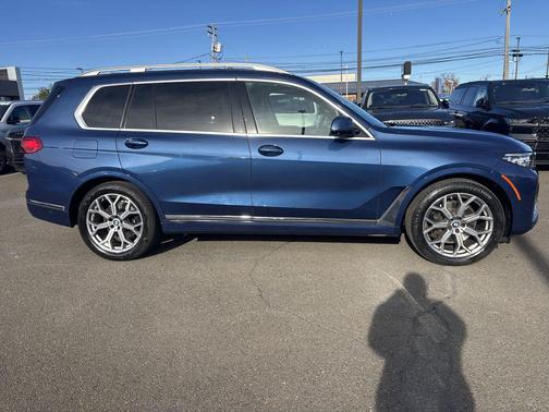 2021 BMW X7 xDrive40i