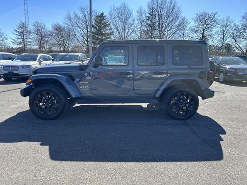 2022 Jeep Wrangler Unlimited 4xe Sahara