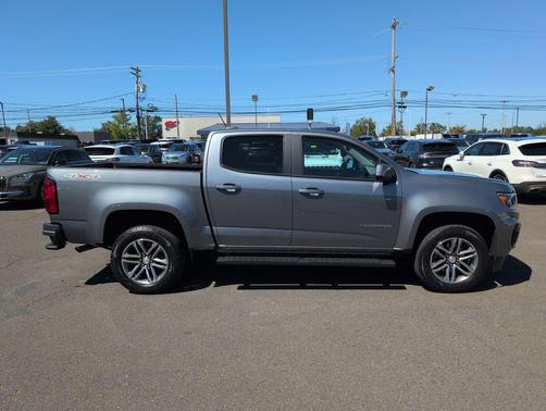 2022 Chevrolet Colorado WT