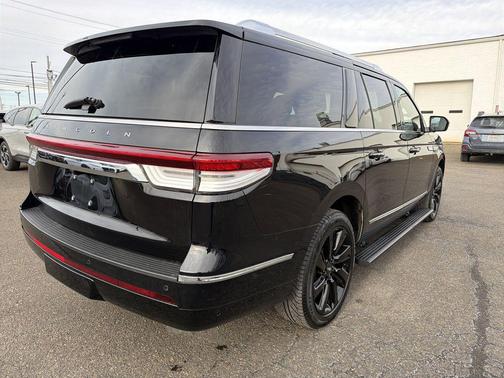 2022 Lincoln Navigator Reserve