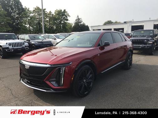2024 Cadillac LYRIQ Sport