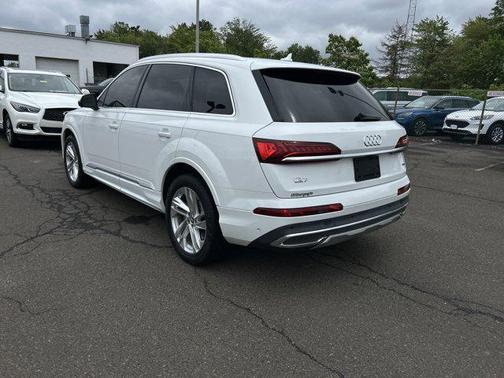 2020 Audi Q7 55 Premium Plus