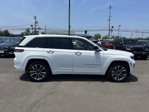 2023 Jeep Grand Cherokee Overland
