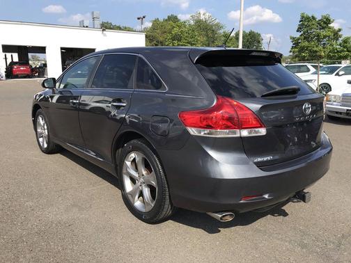 2010 Toyota Venza Base