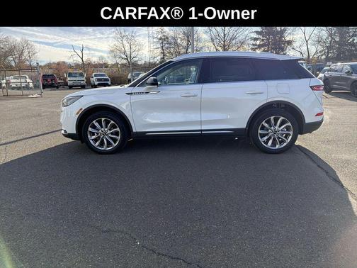 2022 Lincoln Corsair Standard