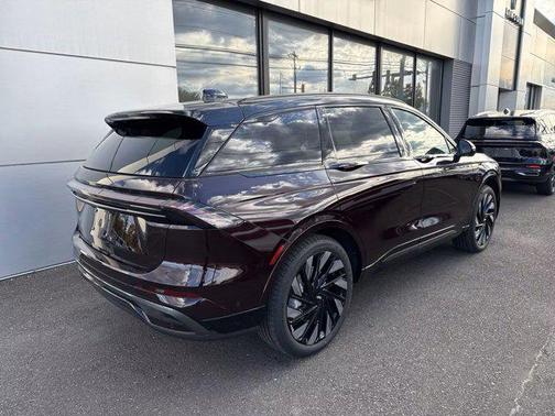 2024 Lincoln Nautilus Reserve