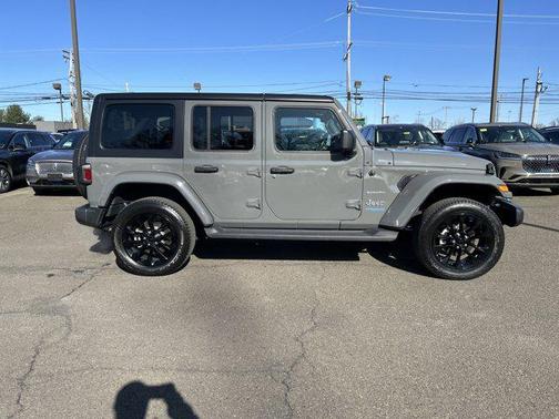 2022 Jeep Wrangler Unlimited 4xe Sahara