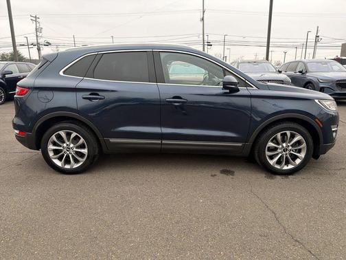 2015 Lincoln MKC Base
