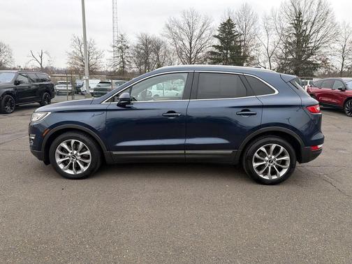 2015 Lincoln MKC Base