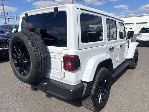2022 Jeep Wrangler Unlimited 4xe Sahara