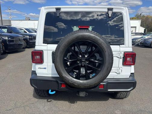 2022 Jeep Wrangler Unlimited 4xe Sahara