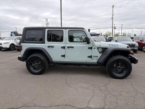Earl Clearcoat 2024 Jeep Wrangler 4xe Willys