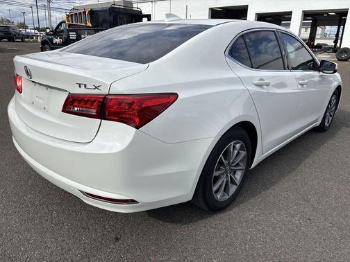 2018 Acura TLX Base