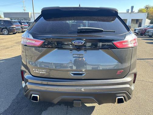 2019 Ford Edge ST
