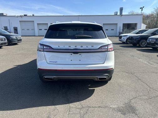 2022 Lincoln Nautilus Black Label