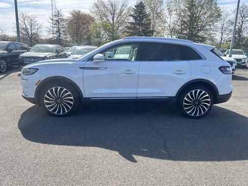 2022 Lincoln Nautilus Black Label