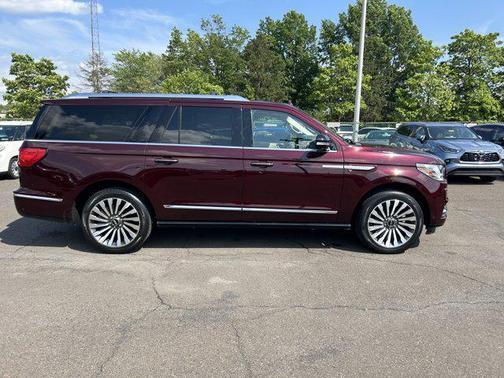 2021 Lincoln Navigator Reserve