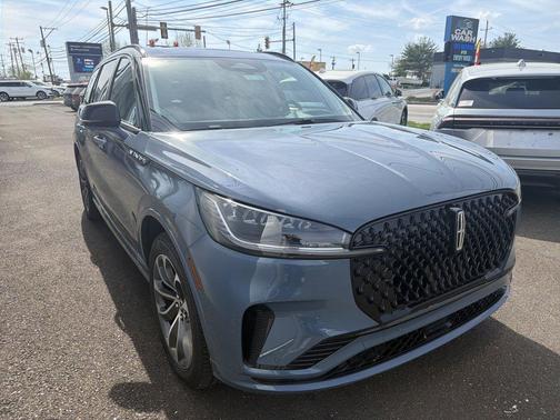 WHISPER BLUE MET CC 2026 Lincoln Aviator Premiere