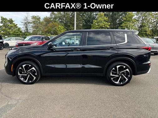 2022 Mitsubishi Outlander SE