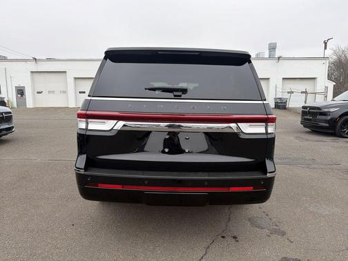 2023 Lincoln Navigator Black Label