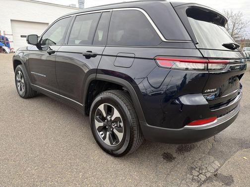 2024 Jeep Grand Cherokee 4xe Base
