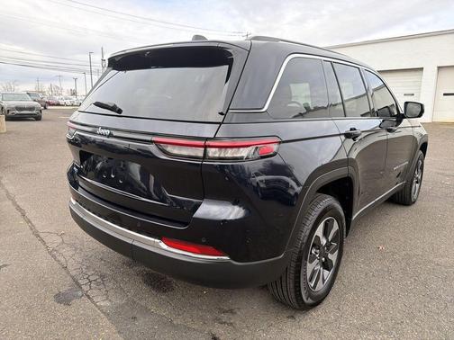 2024 Jeep Grand Cherokee 4xe Base