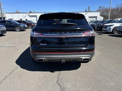 2022 Lincoln Nautilus Black Label
