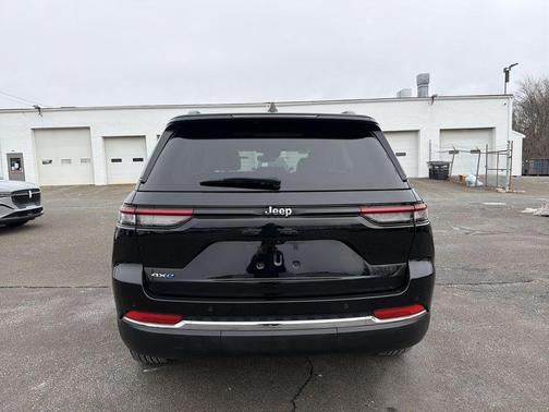 2023 Jeep Grand Cherokee 4xe Base