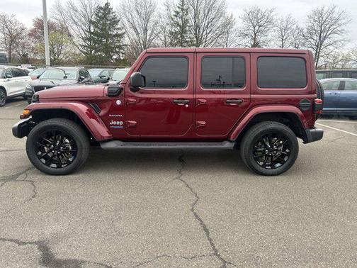 2022 Jeep Wrangler Unlimited 4xe Sahara