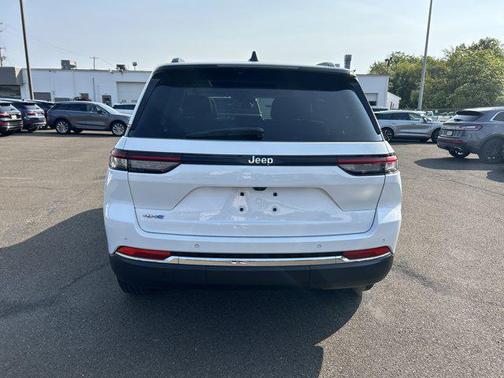 2023 Jeep Grand Cherokee 4xe Base
