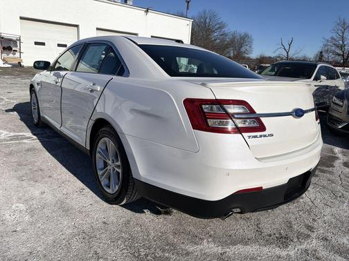 2013 Ford Taurus SEL