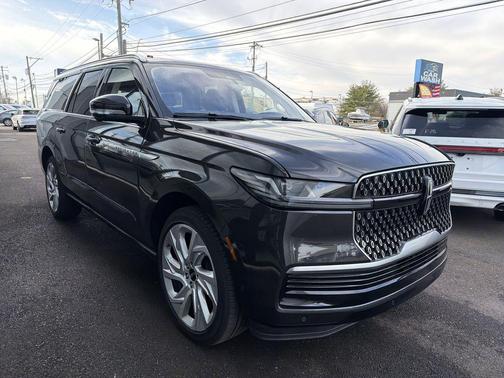 2025 Lincoln Navigator Reserve