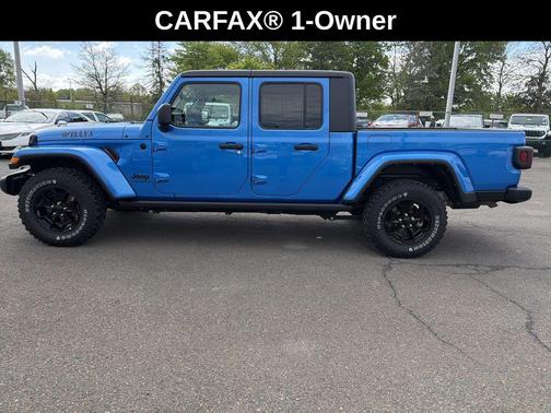 Hydro Blue Pearlcoat 2021 Jeep Gladiator Willys 4x4